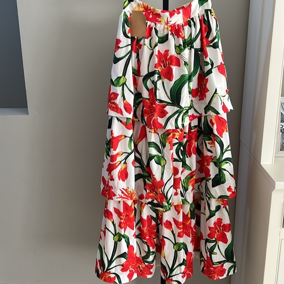 NWT Tropical print skirt in size small - Picture 2 of 4